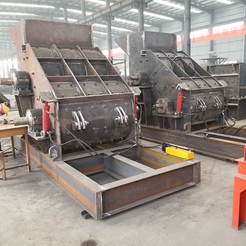 無篩底濕料粉碎機(jī) 雙轉(zhuǎn)子石料制砂機(jī) 行唐縣雙級(jí)破碎機(jī)